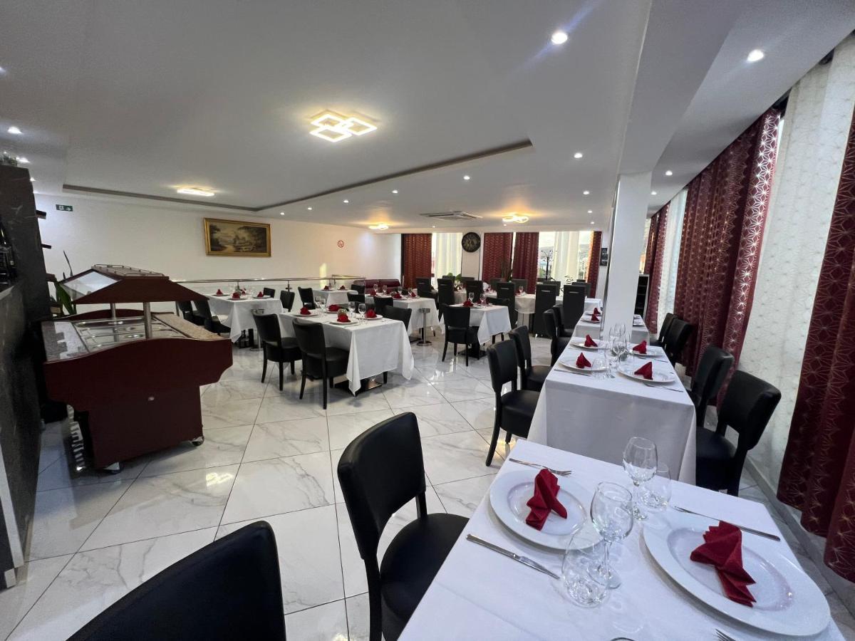 Residencial Santo Amaro Hotell Tarrafal  Eksteriør bilde