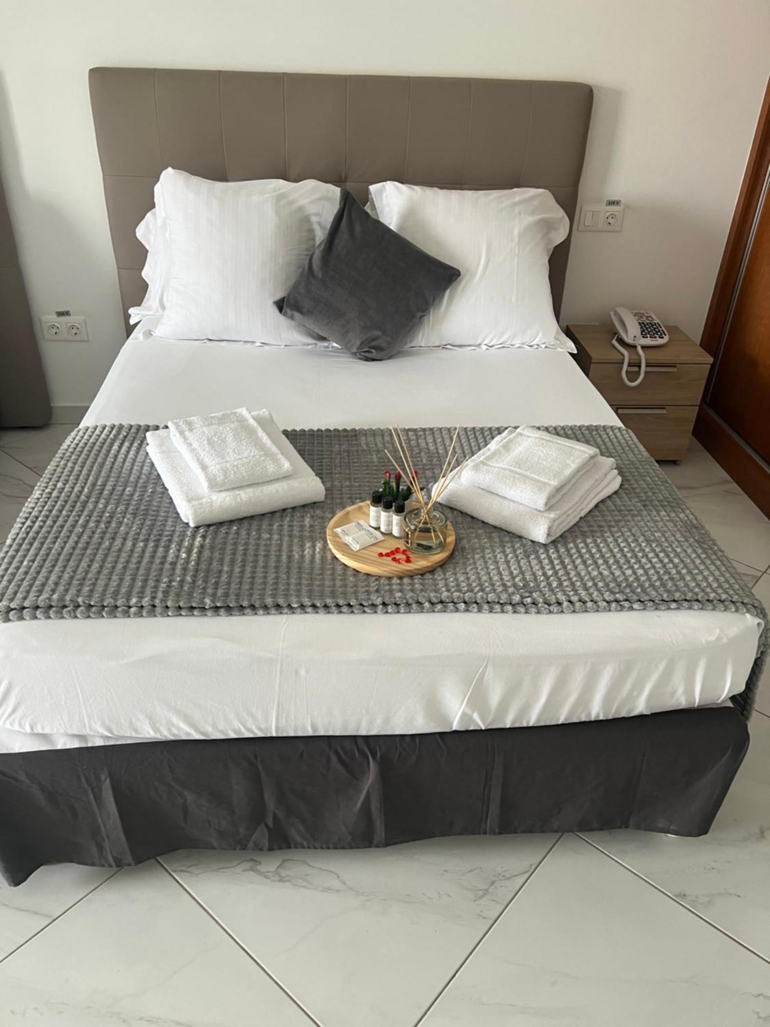 Residencial Santo Amaro Hotell Tarrafal  Eksteriør bilde